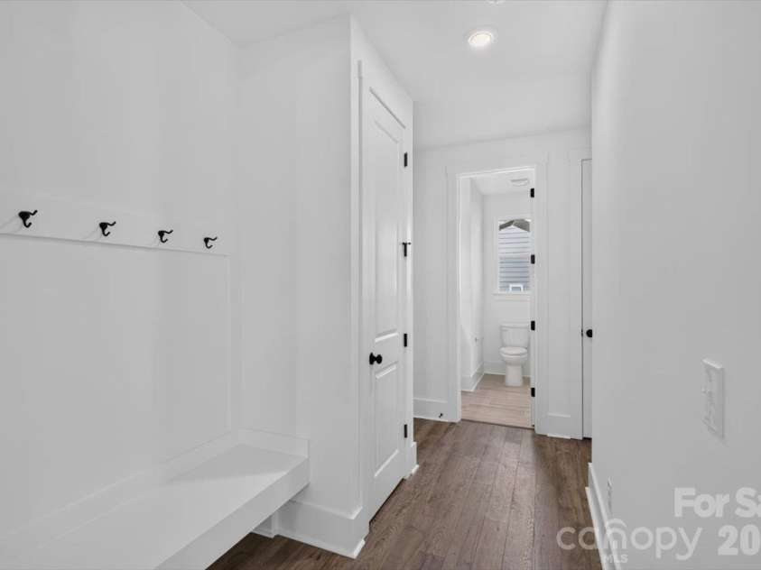 4927 Potter Road, Matthews, NC 28104.  MLS# CAR4430466, YatesRealty ID 54614. 
