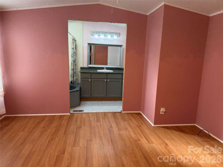1025 29th Street Place, Conover, NC 28613.  MLS# CAR4427528, YatesRealty ID 54619. 