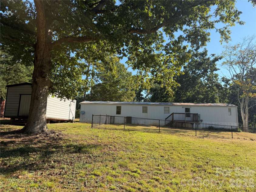 1025 29th Street Place, Conover, NC 28613.  MLS# CAR4427528, YatesRealty ID 54619. 