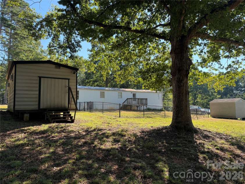1025 29th Street Place, Conover, NC 28613.  MLS# CAR4427528, YatesRealty ID 54619. 