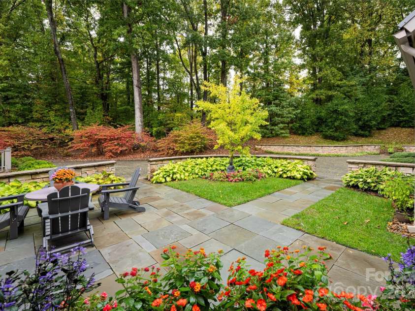 195 Meadow Creek Drive, Weaverville, NC 28787.  MLS# CAR4245670, YatesRealty ID 5462. 