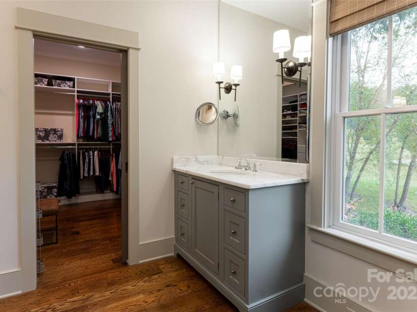 195 Meadow Creek Drive, Weaverville, NC 28787.  MLS# CAR4245670, YatesRealty ID 5462. Primary Bathroom