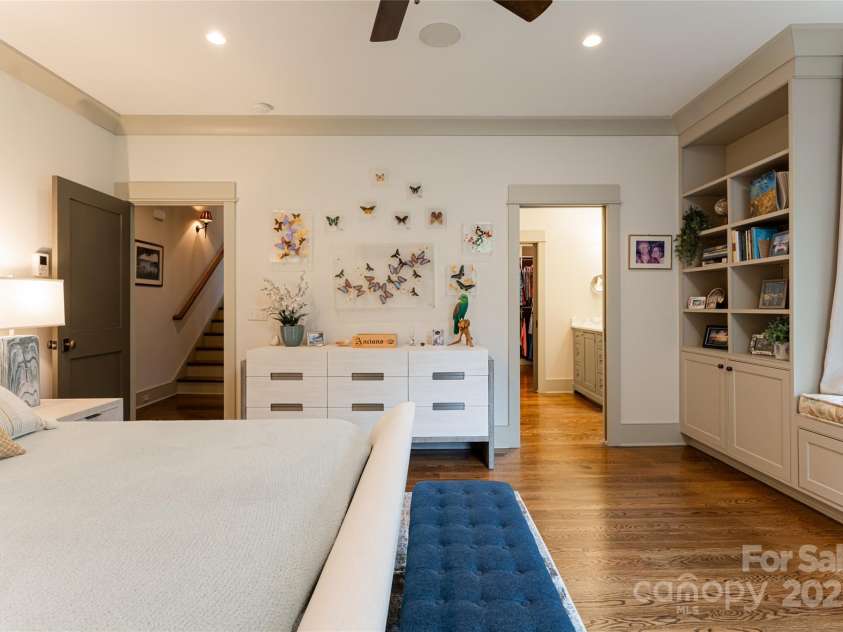 195 Meadow Creek Drive, Weaverville, NC 28787.  MLS# CAR4245670, YatesRealty ID 5462. Primary Suite