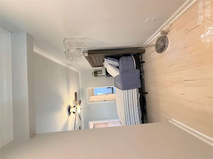 26 11th Avenue, Hickory, NC 28601.  MLS# CAR4431120, YatesRealty ID 54620. 