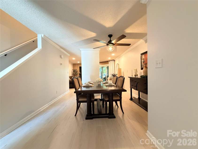 26 11th Avenue, Hickory, NC 28601.  MLS# CAR4431120, YatesRealty ID 54620. 