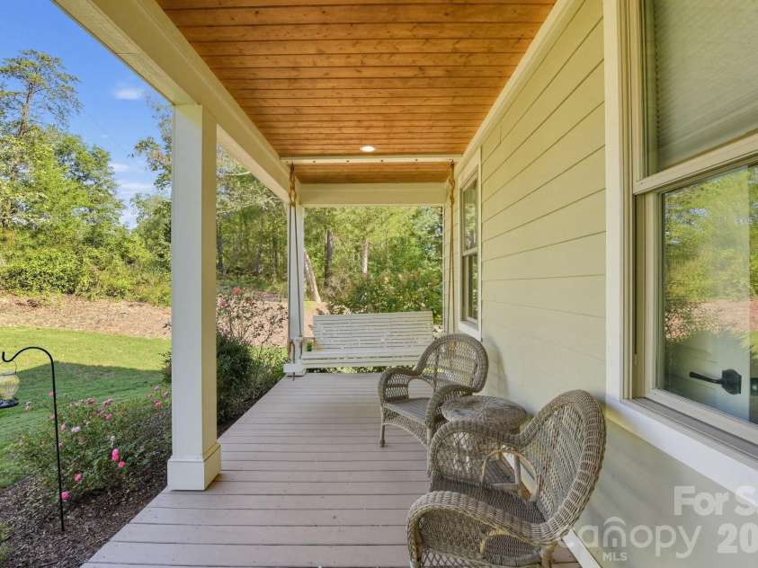 180 Duck Cove Road, Belmont, NC 28012.  MLS# CAR4431130, YatesRealty ID 54621. 