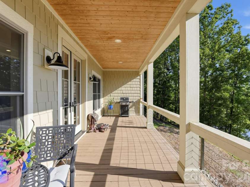 180 Duck Cove Road, Belmont, NC 28012.  MLS# CAR4431130, YatesRealty ID 54621. 