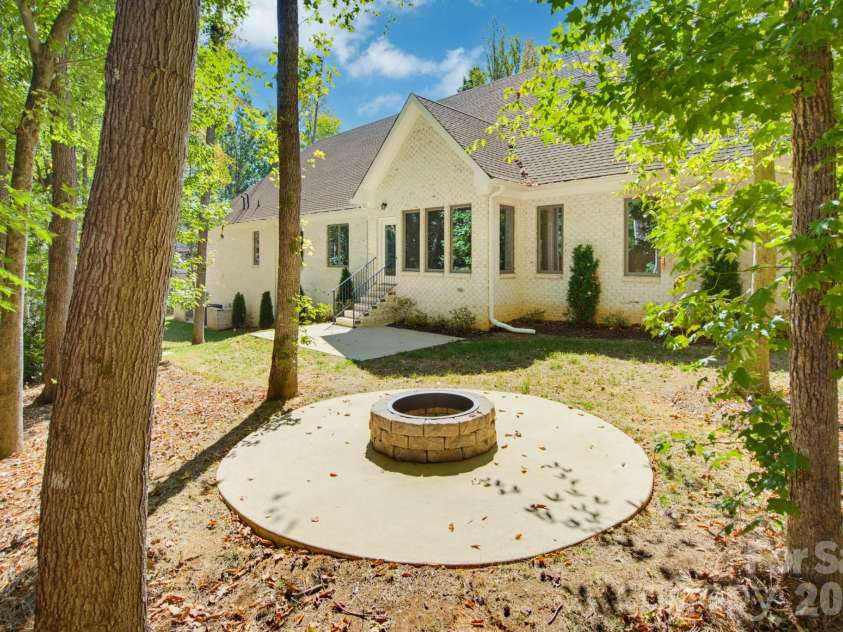 2507 Forest Lawn Drive, Weddington, NC 28104.  MLS# CAR4429728, YatesRealty ID 54624. 