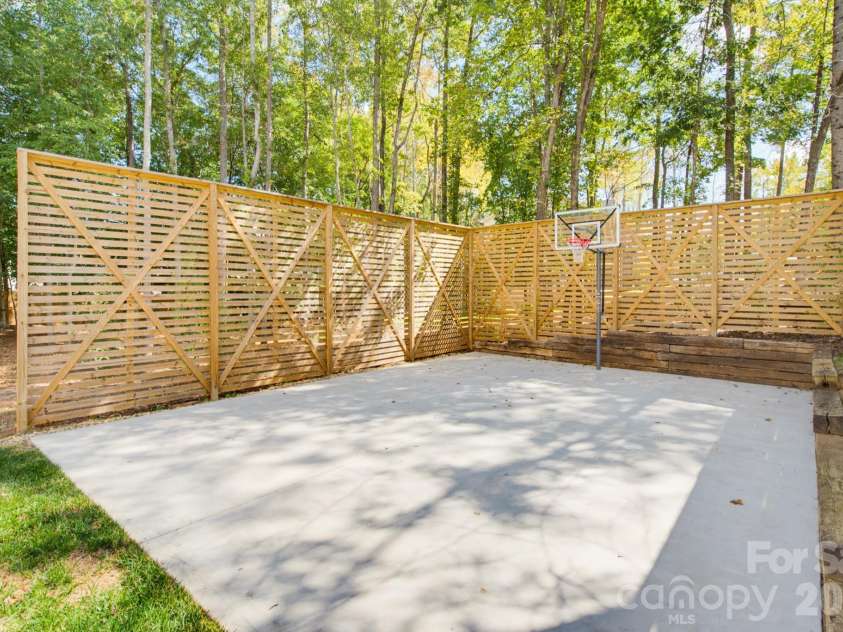 2507 Forest Lawn Drive, Weddington, NC 28104.  MLS# CAR4429728, YatesRealty ID 54624. 