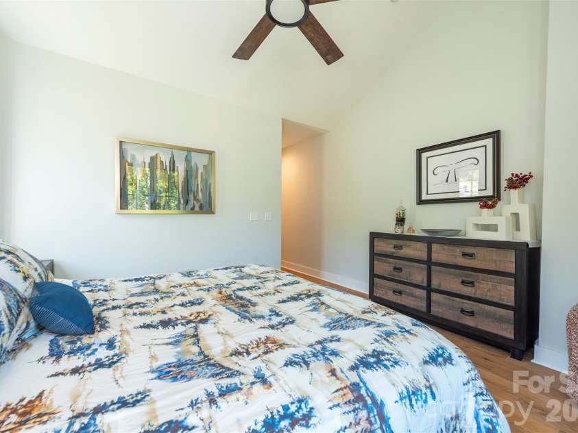 18 Old Lafayette Lane, Black Mountain, NC 28711.  MLS# CAR4430167, YatesRealty ID 54628. 
