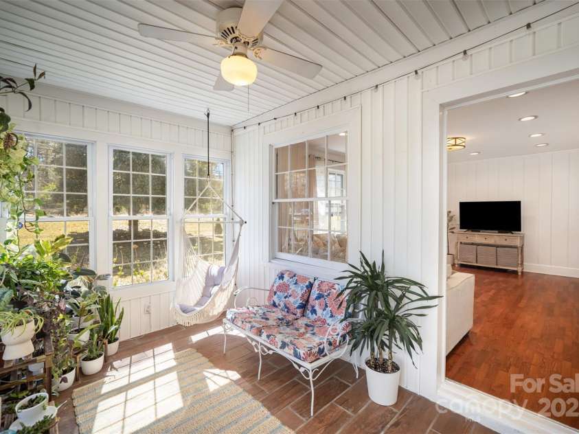 7122 Tuckaseegee Road, Charlotte, NC 28214.  MLS# CAR4231800, YatesRealty ID 5463. 