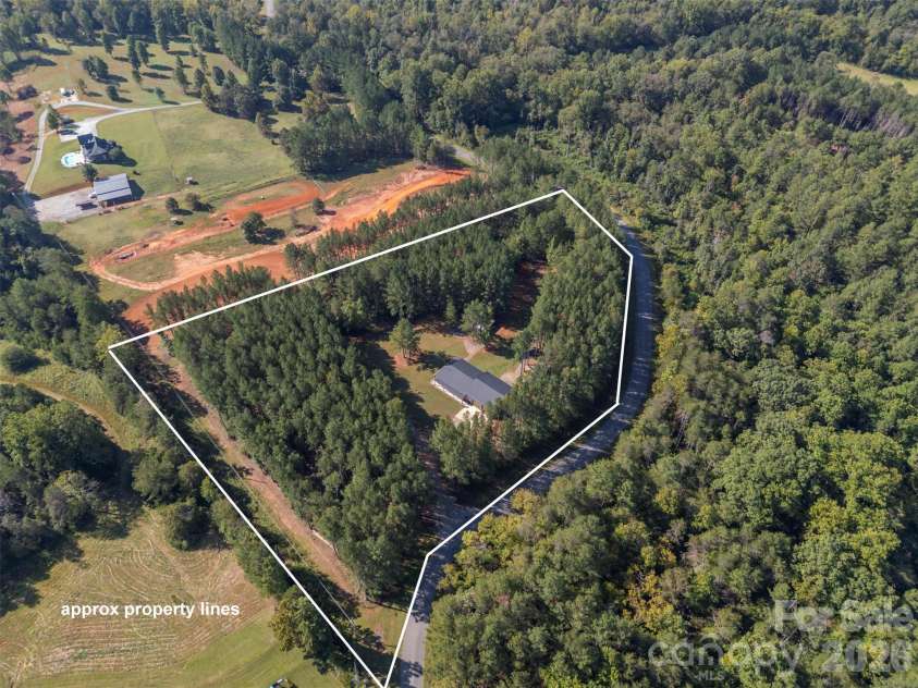 5238 Brooks Chapel Road, Ellenboro, NC 28040.  MLS# CAR4430321, YatesRealty ID 54631. 