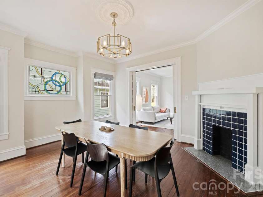 712 Sunnyside Avenue, Charlotte, NC 28204.  MLS# CAR4430348, YatesRealty ID 54632. 
