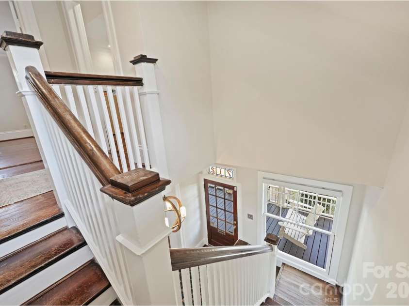 712 Sunnyside Avenue, Charlotte, NC 28204.  MLS# CAR4430348, YatesRealty ID 54632. 