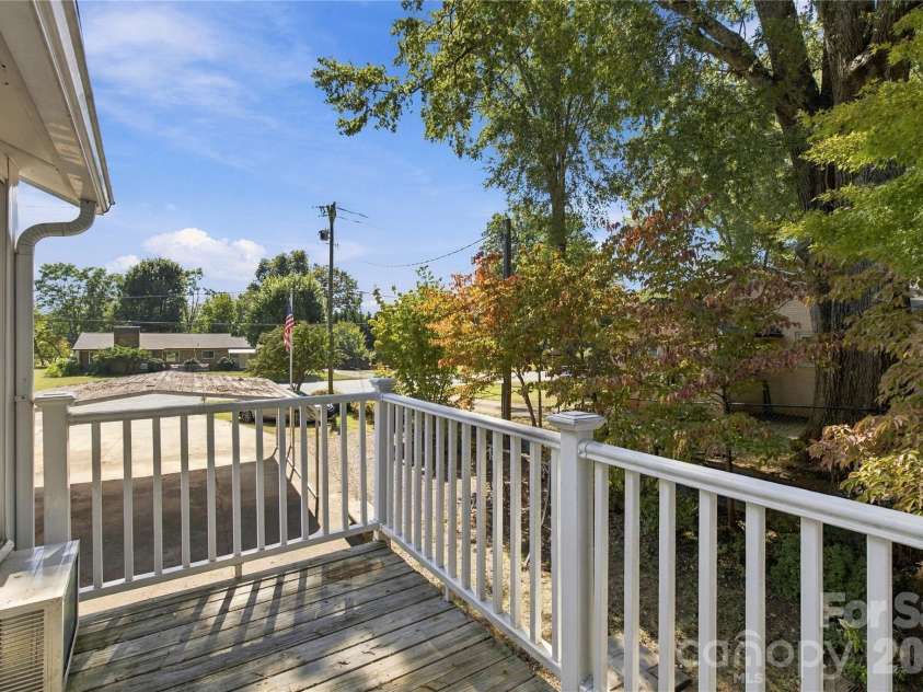 217 23rd Street, Hickory, NC 28601.  MLS# CAR4430349, YatesRealty ID 54634. Side deck/balcony from Sunroom