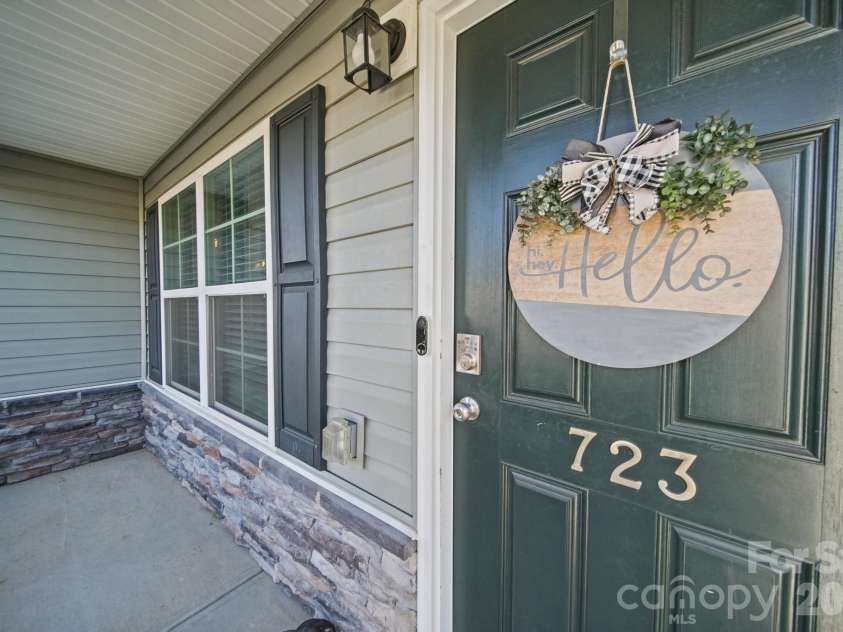 723 Quail Lane, Lexington, NC 27292.  MLS# CAR4430604, YatesRealty ID 54637. 