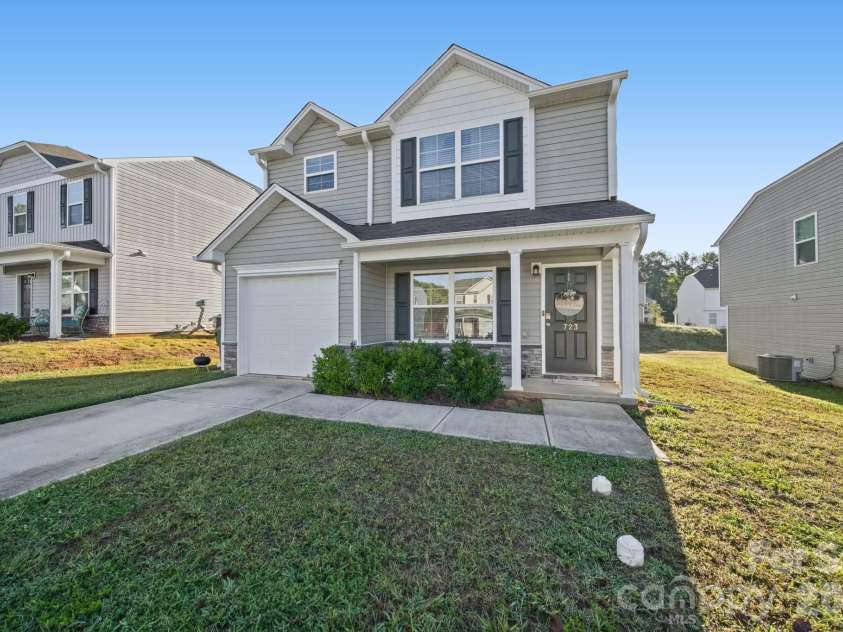 723 Quail Lane, Lexington, NC 27292.  MLS# CAR4430604, YatesRealty ID 54637. 