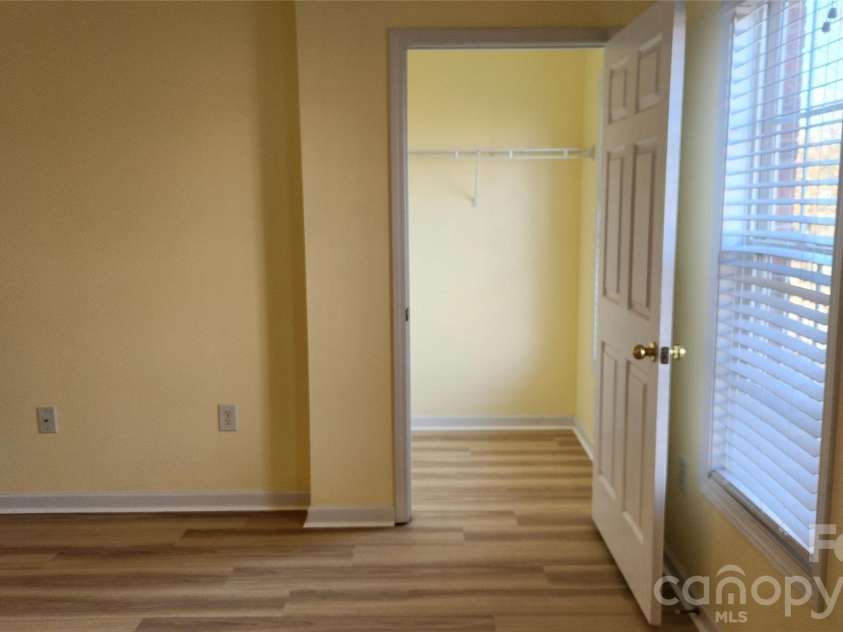 110 Steam Engine Drive, Mooresville, NC 28115.  MLS# CAR4430881, YatesRealty ID 54638. Walk-in Closet