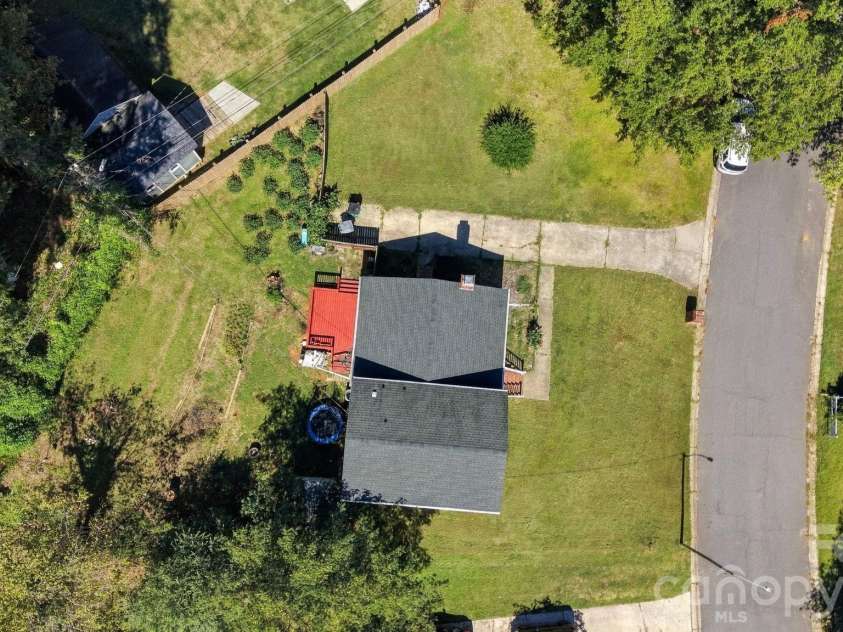 3323 Wiseman Drive, Charlotte, NC 28227.  MLS# CAR4428962, YatesRealty ID 54639. 