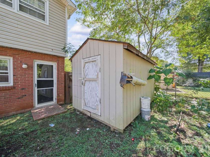 3323 Wiseman Drive, Charlotte, NC 28227.  MLS# CAR4428962, YatesRealty ID 54639. Shed
