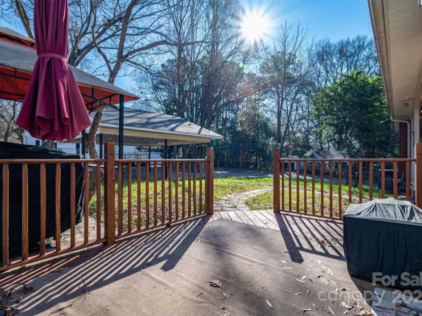 408 Elizabeth Street, Gastonia, NC 28054.  MLS# CAR4211160, YatesRealty ID 5464. 