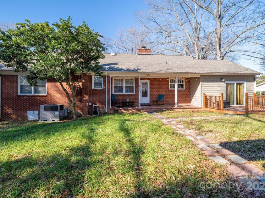 408 Elizabeth Street, Gastonia, NC 28054.  MLS# CAR4211160, YatesRealty ID 5464. 