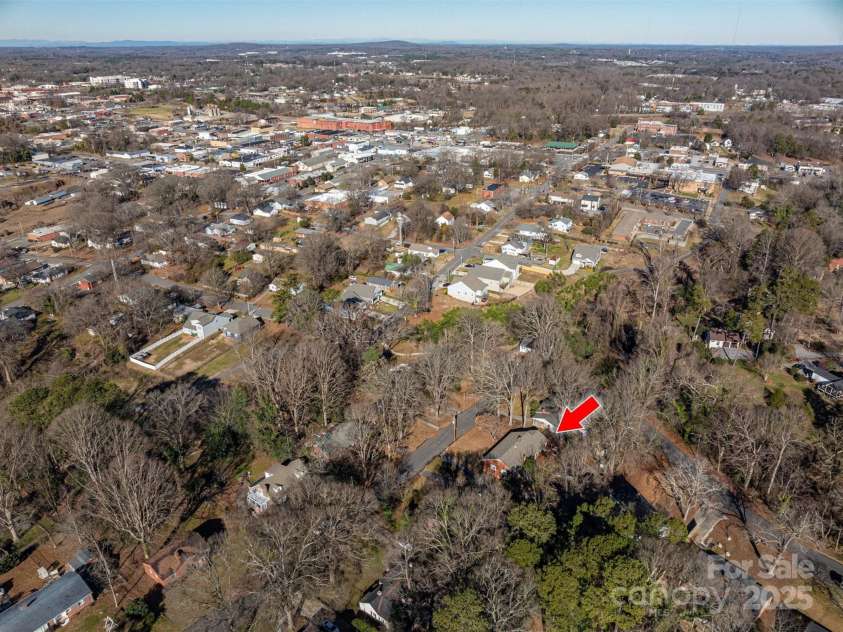 408 Elizabeth Street, Gastonia, NC 28054.  MLS# CAR4211160, YatesRealty ID 5464. 