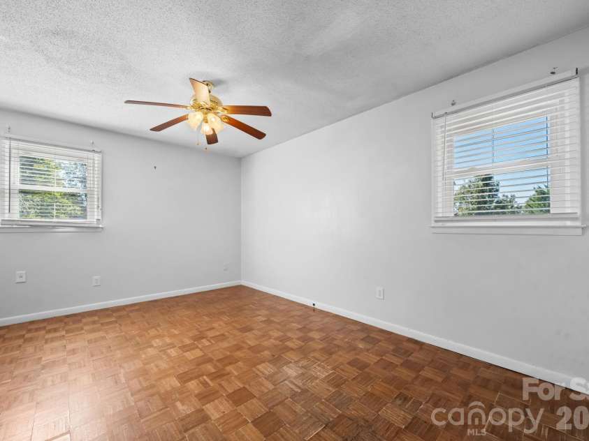 1771 Laura Lane, Lenoir, NC 28645.  MLS# CAR4429070, YatesRealty ID 54641. 