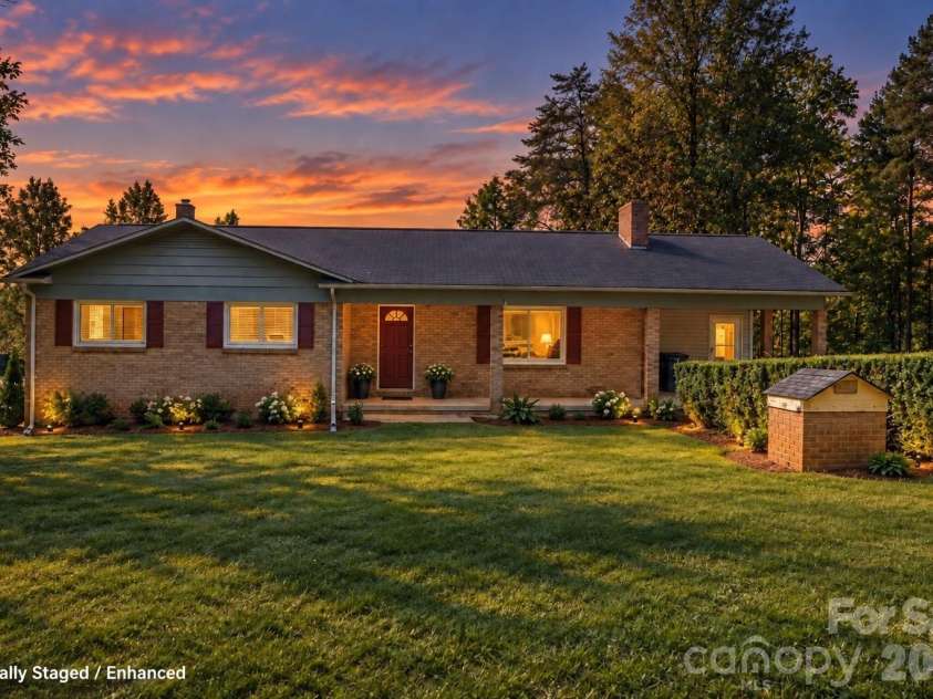 1771 Laura Lane, Lenoir, NC 28645.  MLS# CAR4429070, YatesRealty ID 54641. 