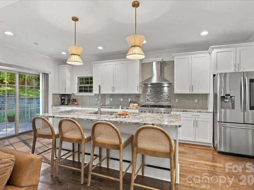 330 Woodland Glen Road, Clover, SC 29710.  MLS# CAR4429203, YatesRealty ID 54642. 