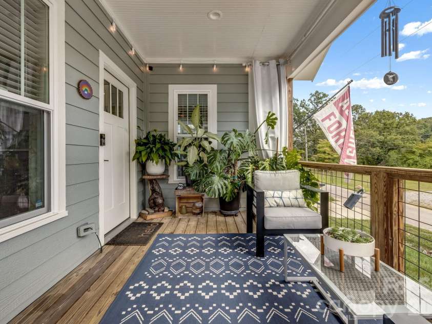 63 Wilmington Road, Asheville, NC 28803.  MLS# CAR4429153, YatesRealty ID 54643. 
