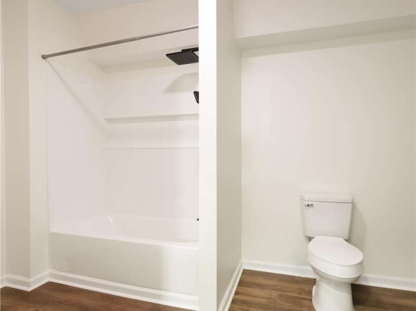 6391 Cathedral Drive, Hickory, NC 28601.  MLS# CAR4429217, YatesRealty ID 54645. Basement Bathroom
