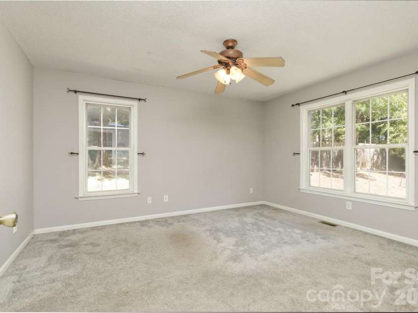 6391 Cathedral Drive, Hickory, NC 28601.  MLS# CAR4429217, YatesRealty ID 54645. Primary Bedroom