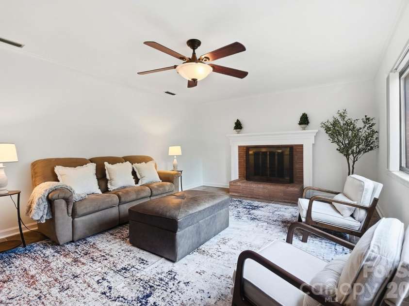 140 Piedmont Drive, Kannapolis, NC 28081.  MLS# CAR4428952, YatesRealty ID 54646. 