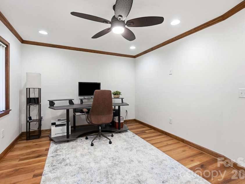 140 Piedmont Drive, Kannapolis, NC 28081.  MLS# CAR4428952, YatesRealty ID 54646. 