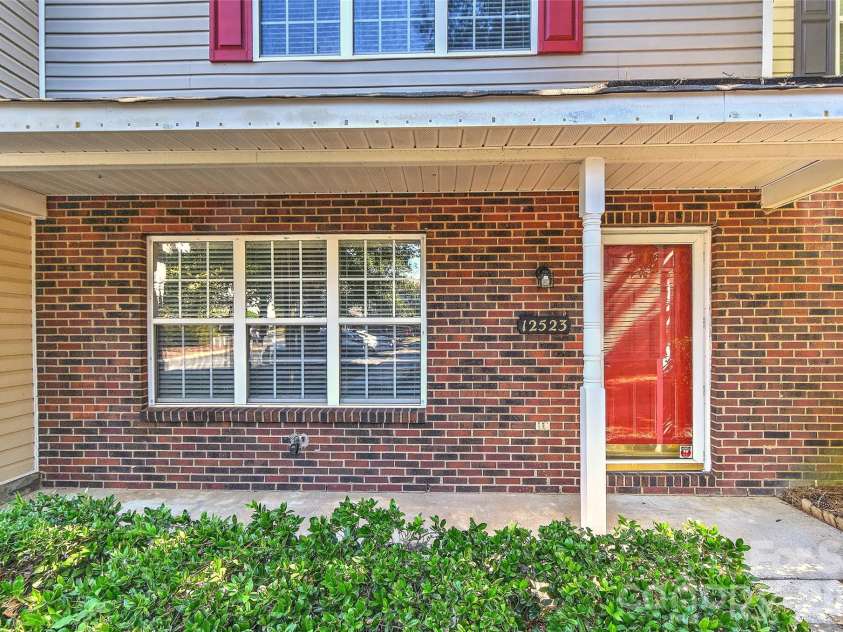 12523 Bluestem Lane, Charlotte, NC 28277.  MLS# CAR4429502, YatesRealty ID 54649. 