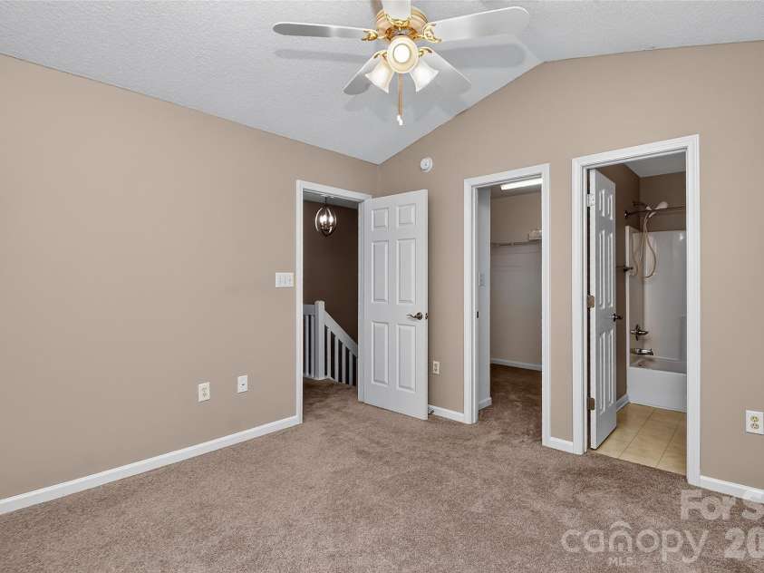 12523 Bluestem Lane, Charlotte, NC 28277.  MLS# CAR4429502, YatesRealty ID 54649. 
