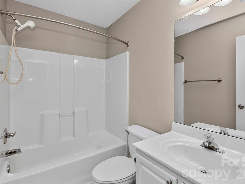 12523 Bluestem Lane, Charlotte, NC 28277.  MLS# CAR4429502, YatesRealty ID 54649. 