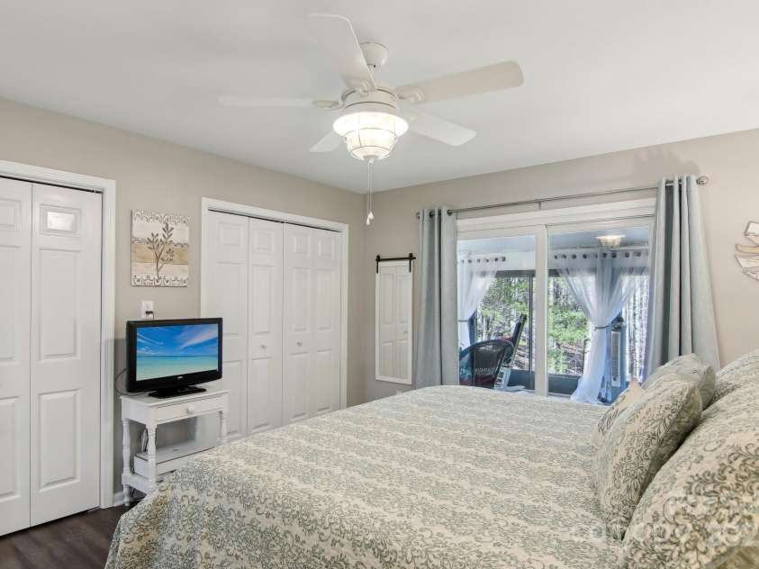 6 Calico Lane, Etowah, NC 28729.  MLS# CAR4215890, YatesRealty ID 5465. 