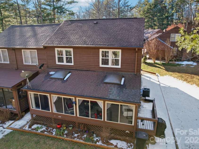6 Calico Lane, Etowah, NC 28729.  MLS# CAR4215890, YatesRealty ID 5465. 