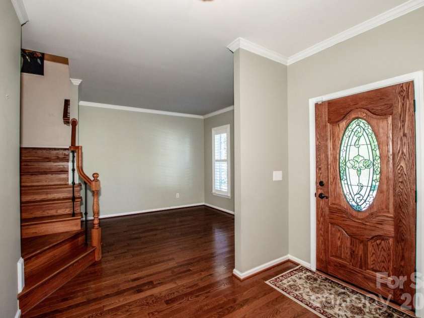16908 Hampton Crossing Drive, Huntersville, NC 28078.  MLS# CAR4427172, YatesRealty ID 54652. 