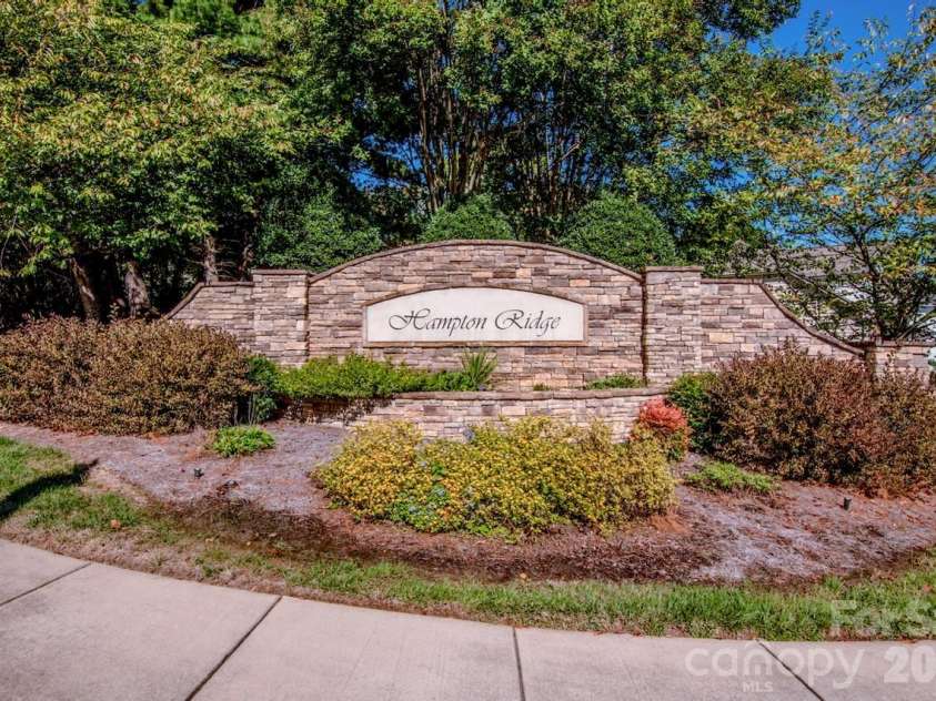 16908 Hampton Crossing Drive, Huntersville, NC 28078.  MLS# CAR4427172, YatesRealty ID 54652. 