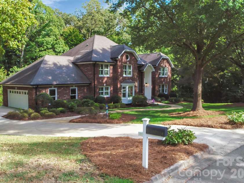 274 Ikerd Drive, Concord, NC 28025.  MLS# CAR4421706, YatesRealty ID 54653. 