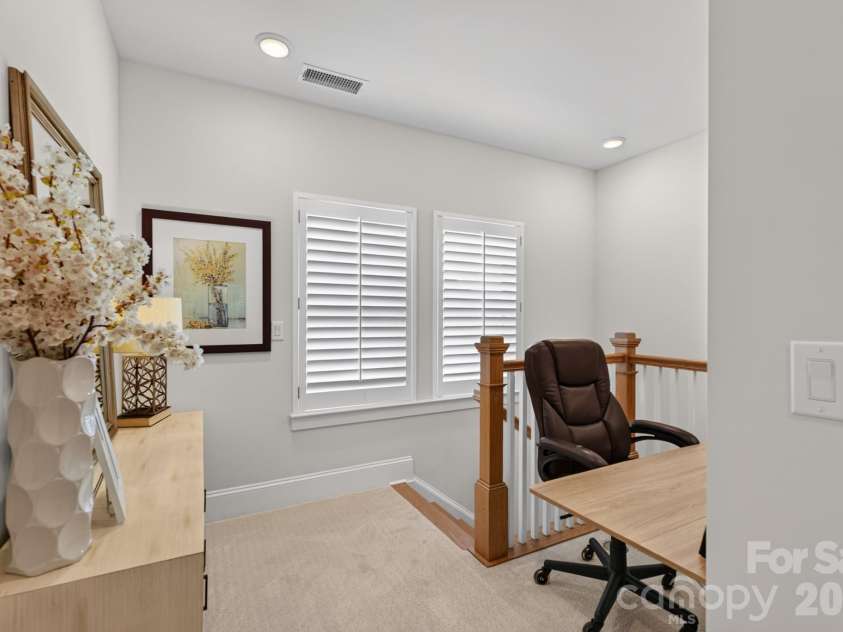 1018 Lowland Way, Waxhaw, NC 28173.  MLS# CAR4427578, YatesRealty ID 54654. Upper Level Flex Area