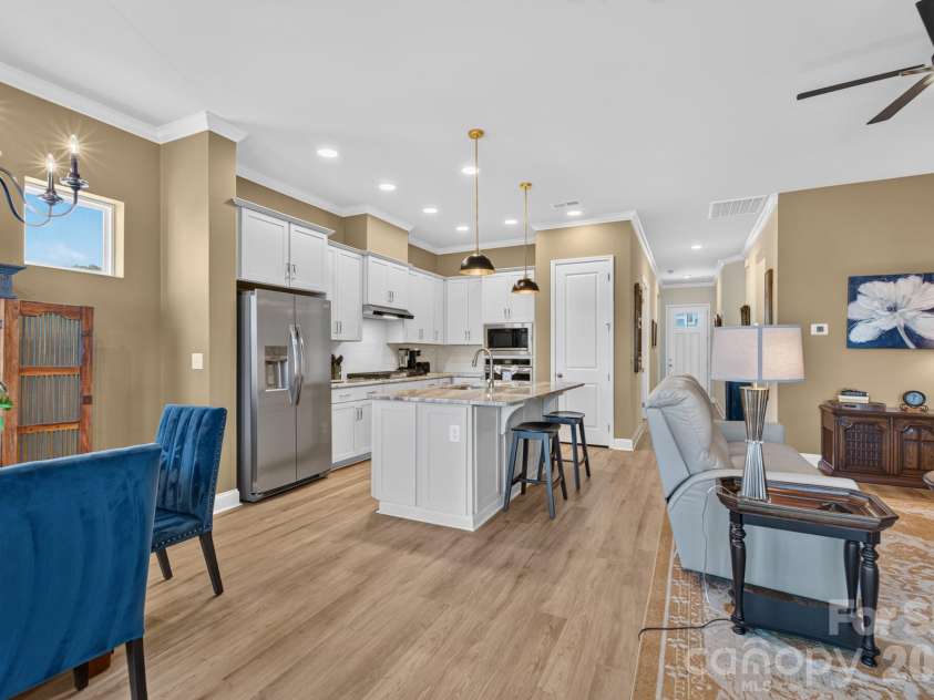1006 Lowland Way, Waxhaw, NC 28173.  MLS# CAR4427580, YatesRealty ID 54659. Dining Area to Kitchen