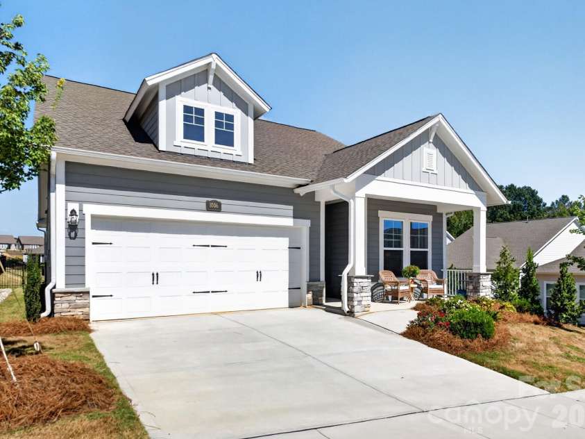 1006 Lowland Way, Waxhaw, NC 28173.  MLS# CAR4427580, YatesRealty ID 54659. Front Exterior