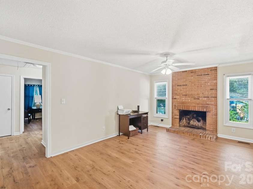 6301 Dwightware Boulevard, Charlotte, NC 28227.  MLS# CAR4381527, YatesRealty ID 54660. 