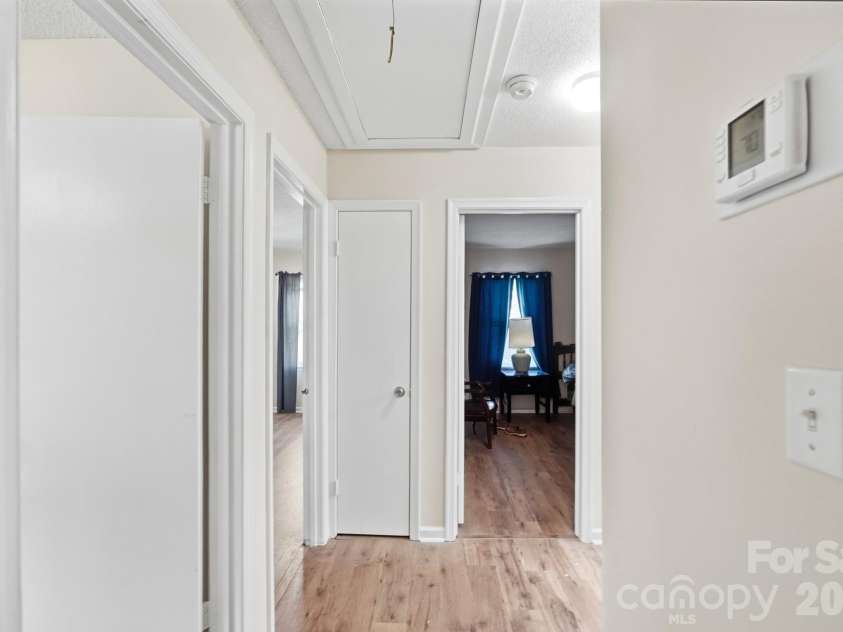 6301 Dwightware Boulevard, Charlotte, NC 28227.  MLS# CAR4381527, YatesRealty ID 54660. 