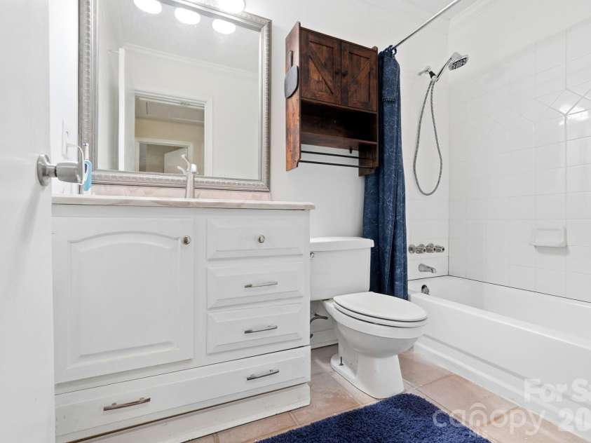 6301 Dwightware Boulevard, Charlotte, NC 28227.  MLS# CAR4381527, YatesRealty ID 54660. 