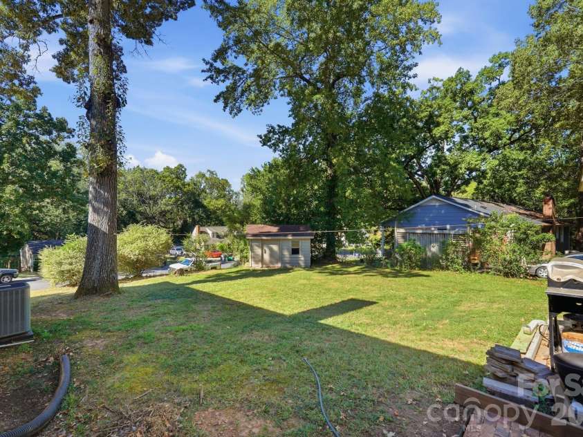 6301 Dwightware Boulevard, Charlotte, NC 28227.  MLS# CAR4381527, YatesRealty ID 54660. 